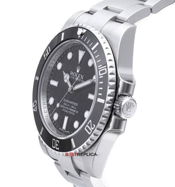 Rolex-Submariner-Black-SS-side